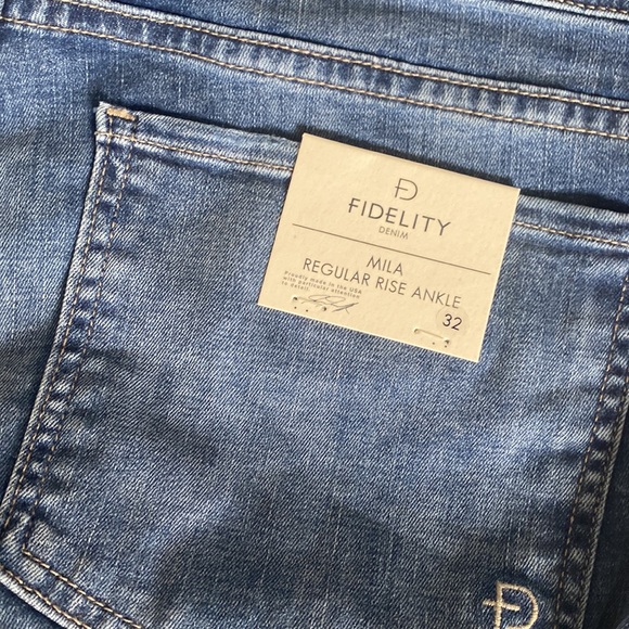 BRAND NEW Denim Jeans - Picture 4 of 7